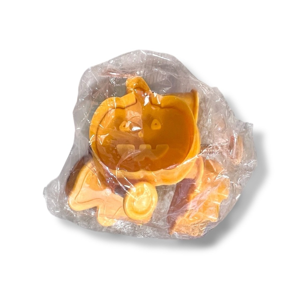 NIB Halloween Cookie Cutters Pie Crust Stamps Orange Pumpkin Ghost Witch Hat - Picture 3 of 5